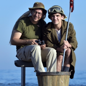 שניים על גג אחד